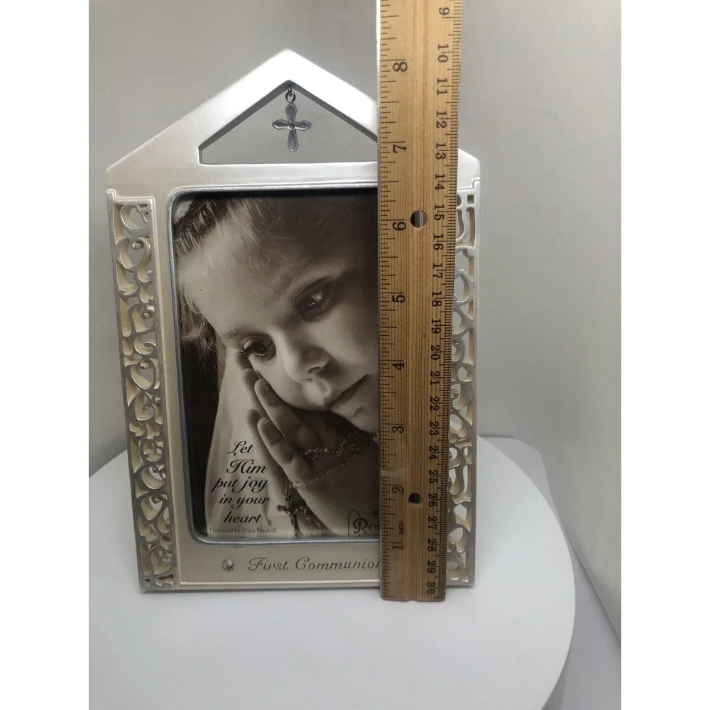 First Communion Picture Frame/RR Roman Boy's or Girl's First Communion Gift 4x6